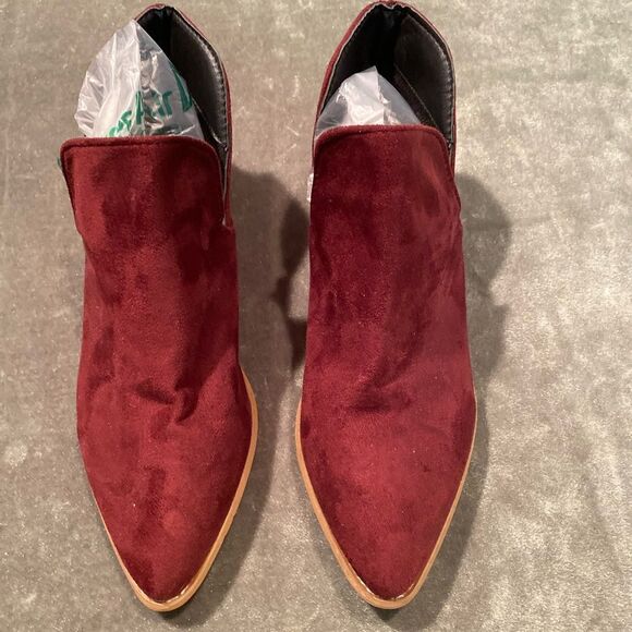#328 Vegan Suede Burgundy Booties - Picture 2 of 6